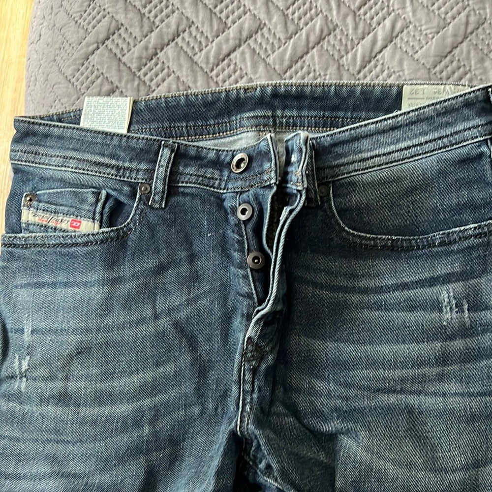Sz 31 men’s diesel button fly jeans